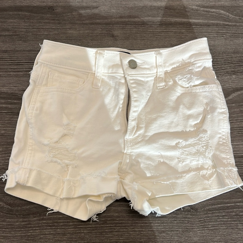 W23 shorts